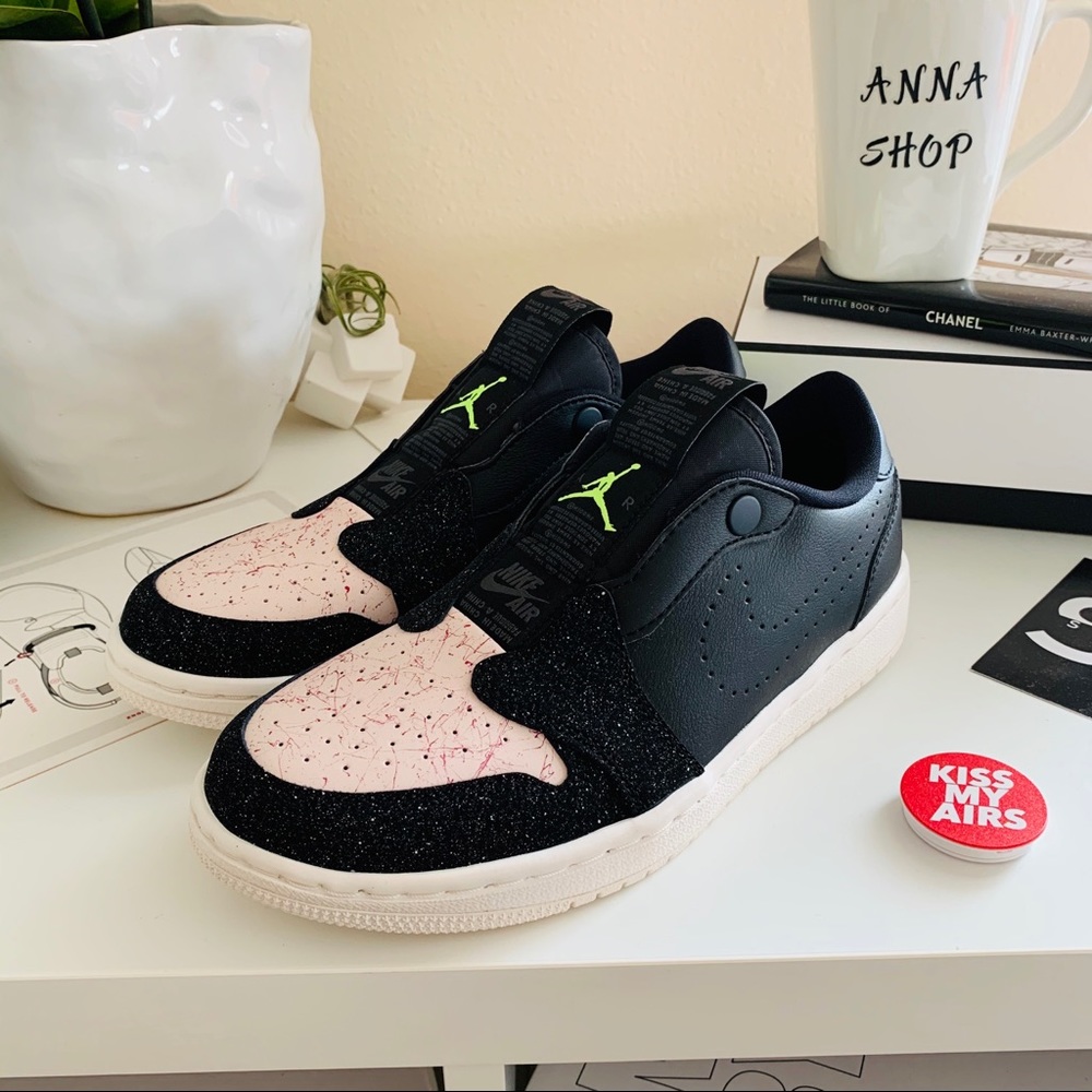 NWT Nike air Jordan 1 - Picture 2 of 9